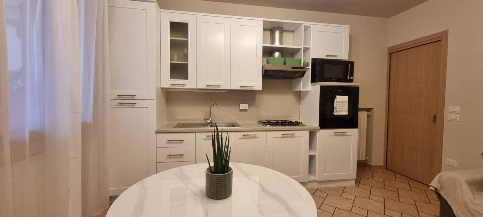 Hoya Apartment Sirmione Exteriör bild