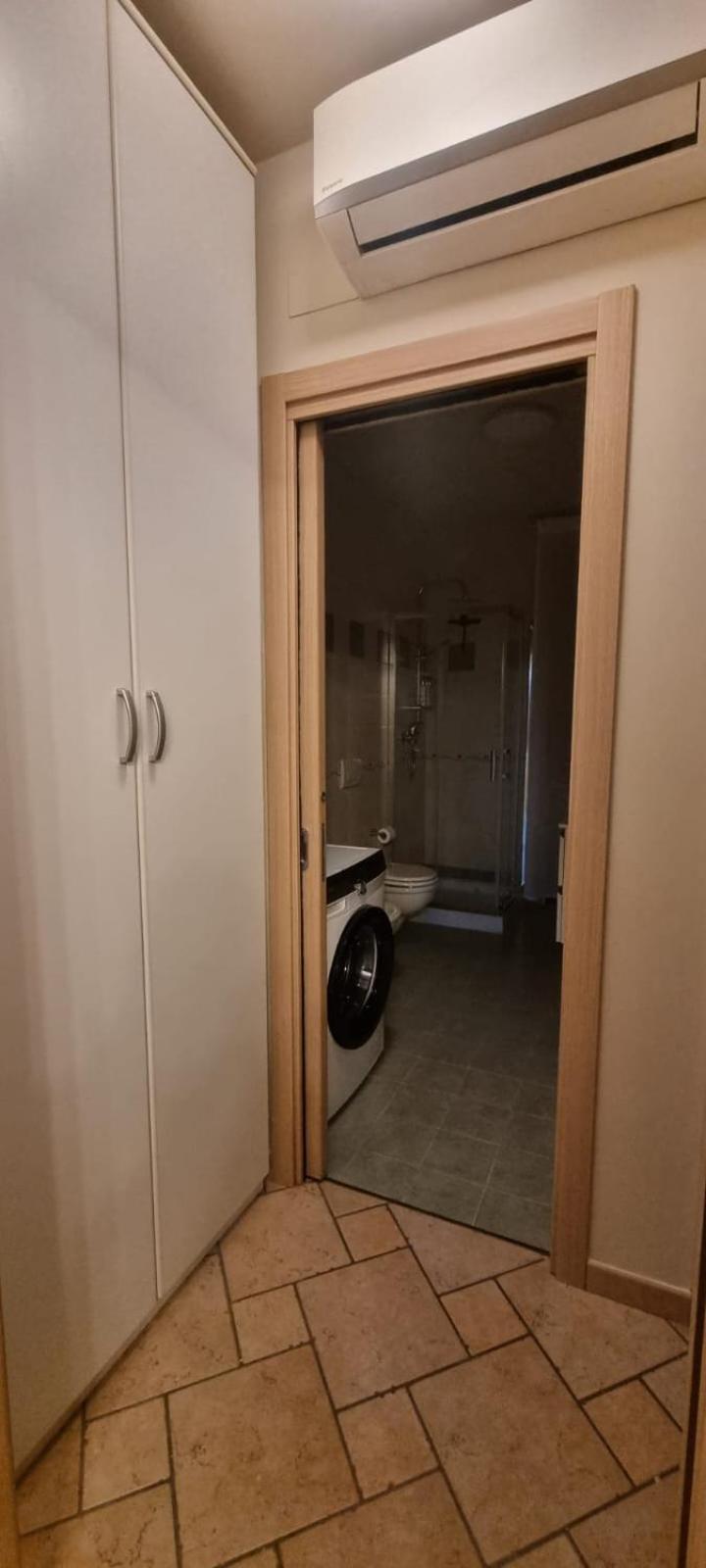 Hoya Apartment Sirmione Exteriör bild