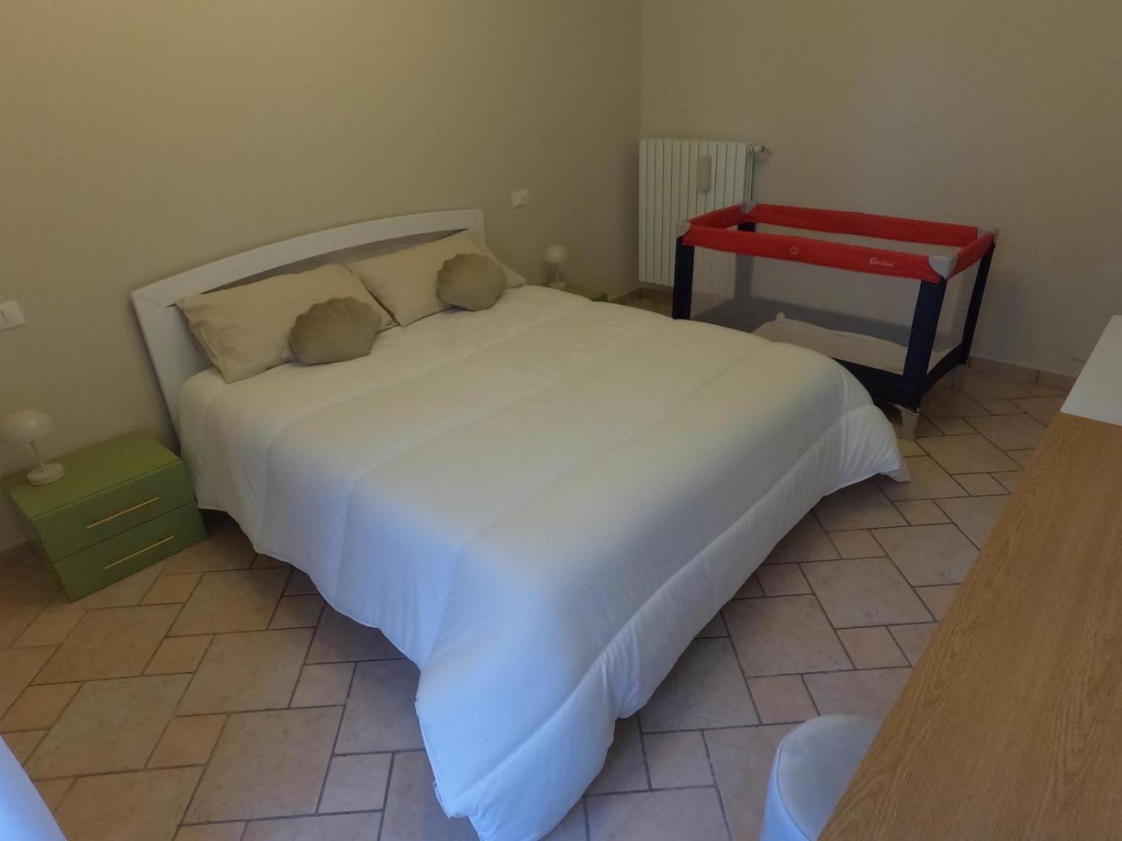 Hoya Apartment Sirmione Exteriör bild