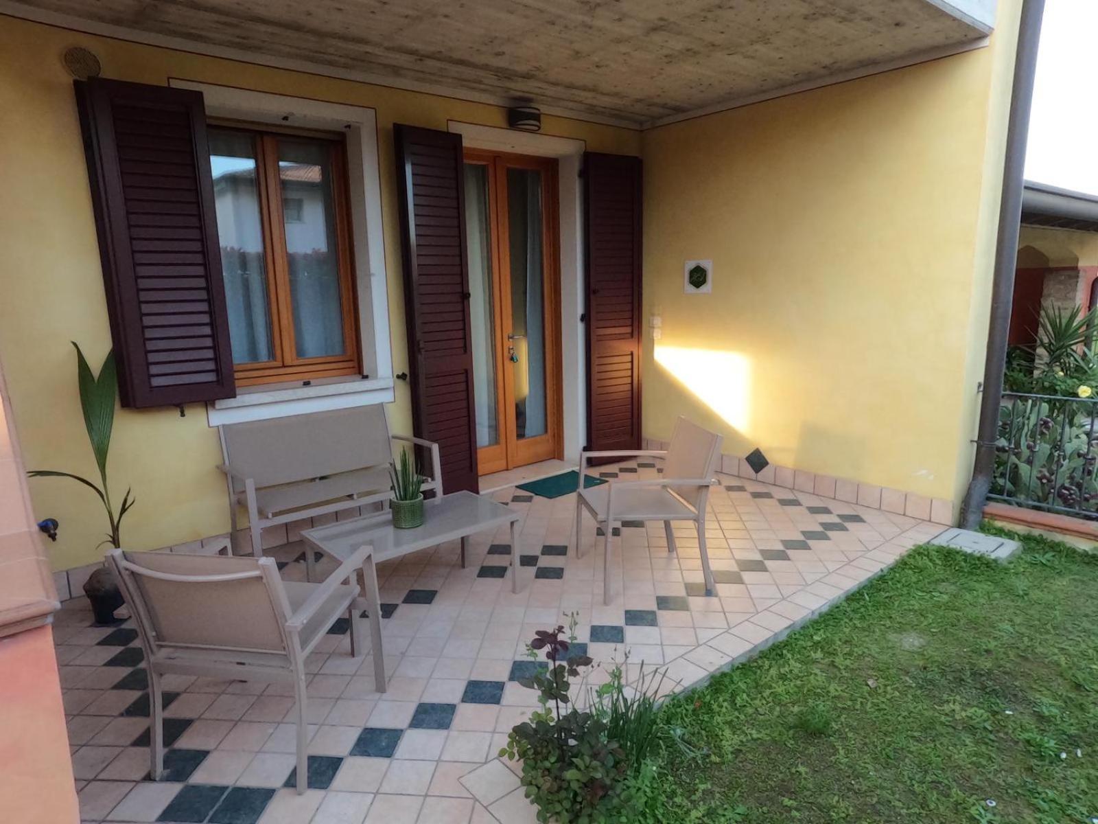 Hoya Apartment Sirmione Exteriör bild