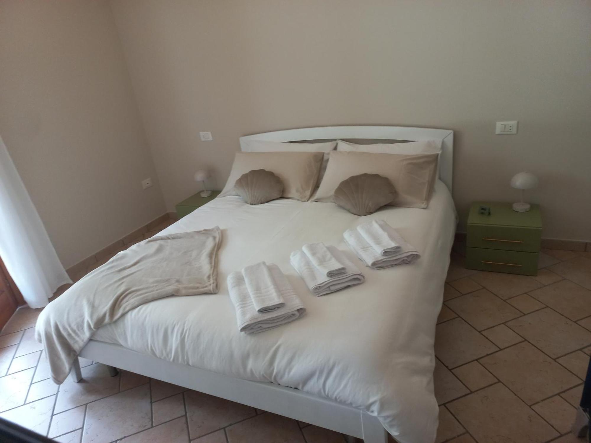 Hoya Apartment Sirmione Exteriör bild